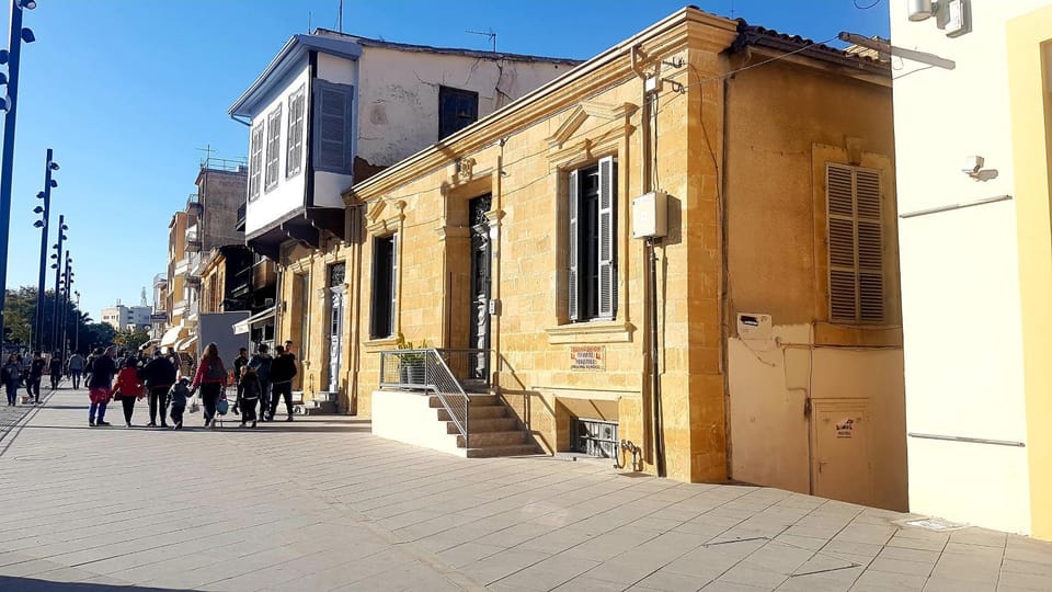 Property building, Facade/entrance
