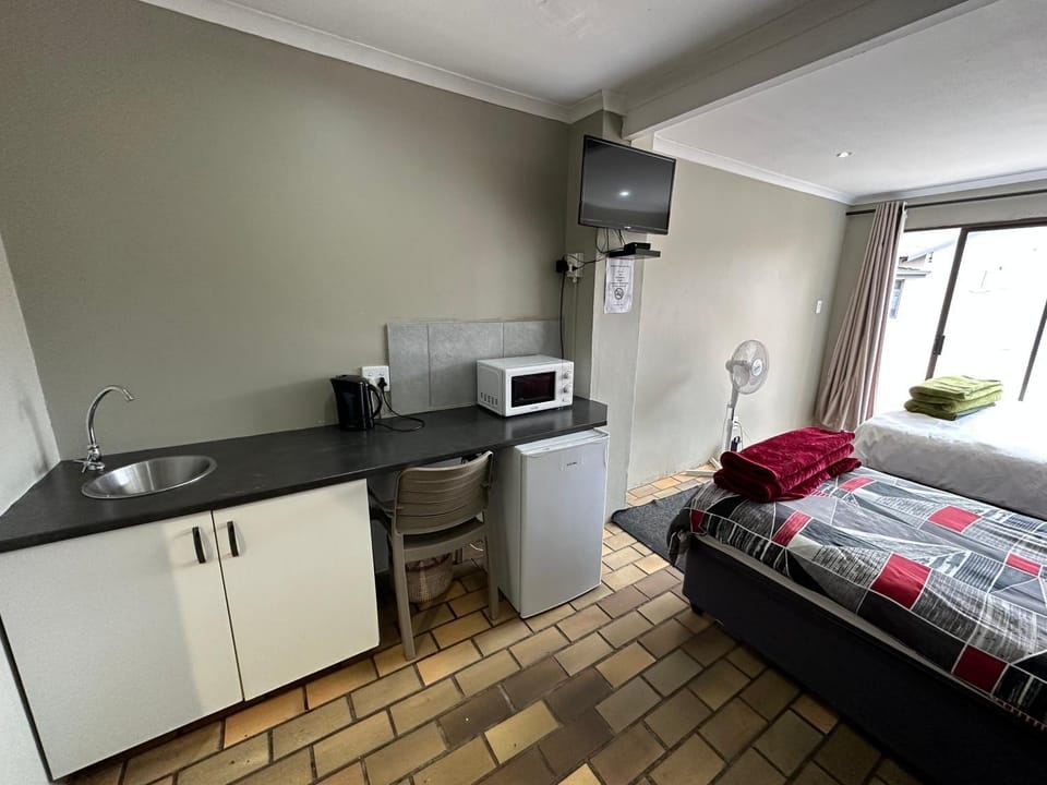 Favour Guest house Bed and Breakfast in South Africa