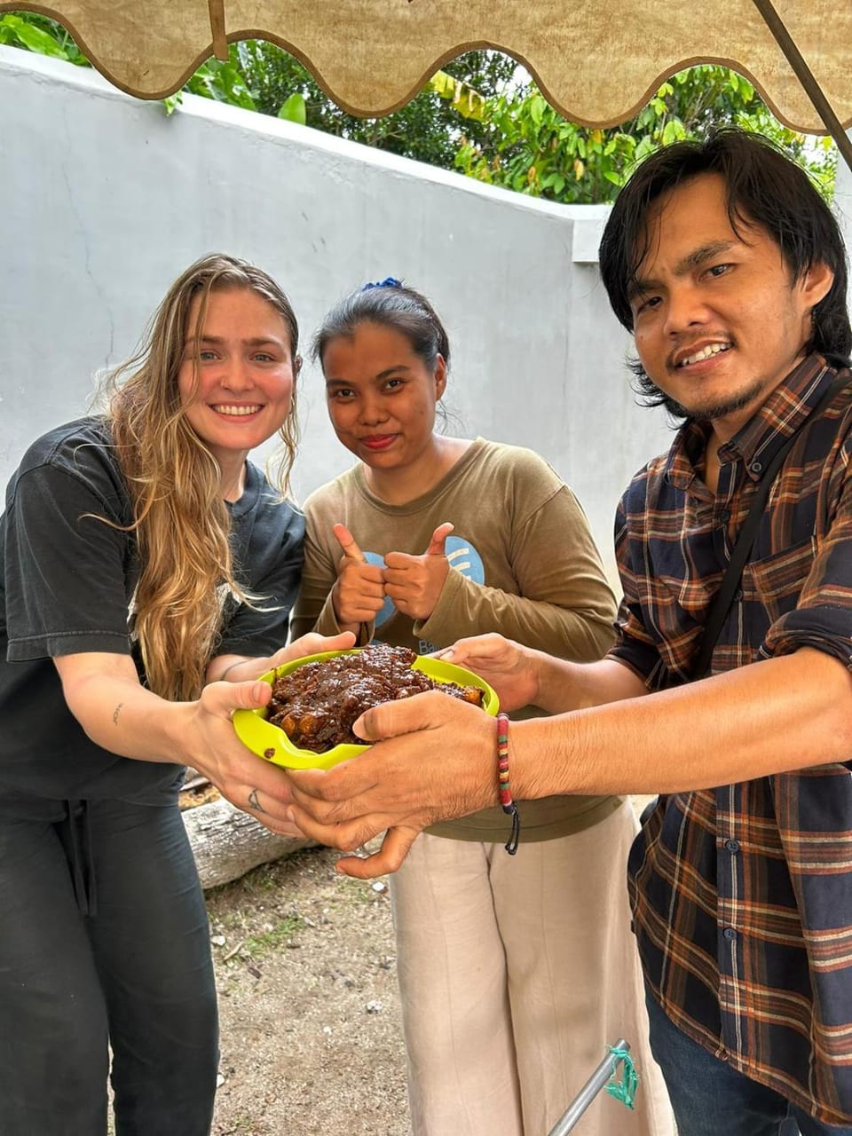 BARREL HOMESTAY PADANG - Mentawai Tour Package, Airport Transport, Sumatra Local Touch Bed and Breakfast in Padang