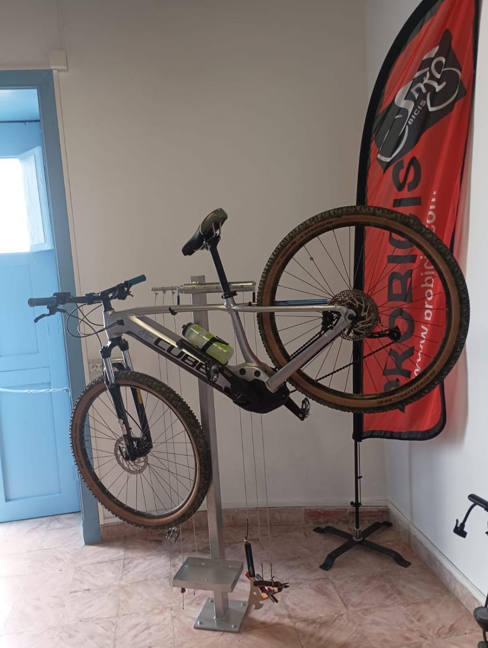 Cycling, Parking