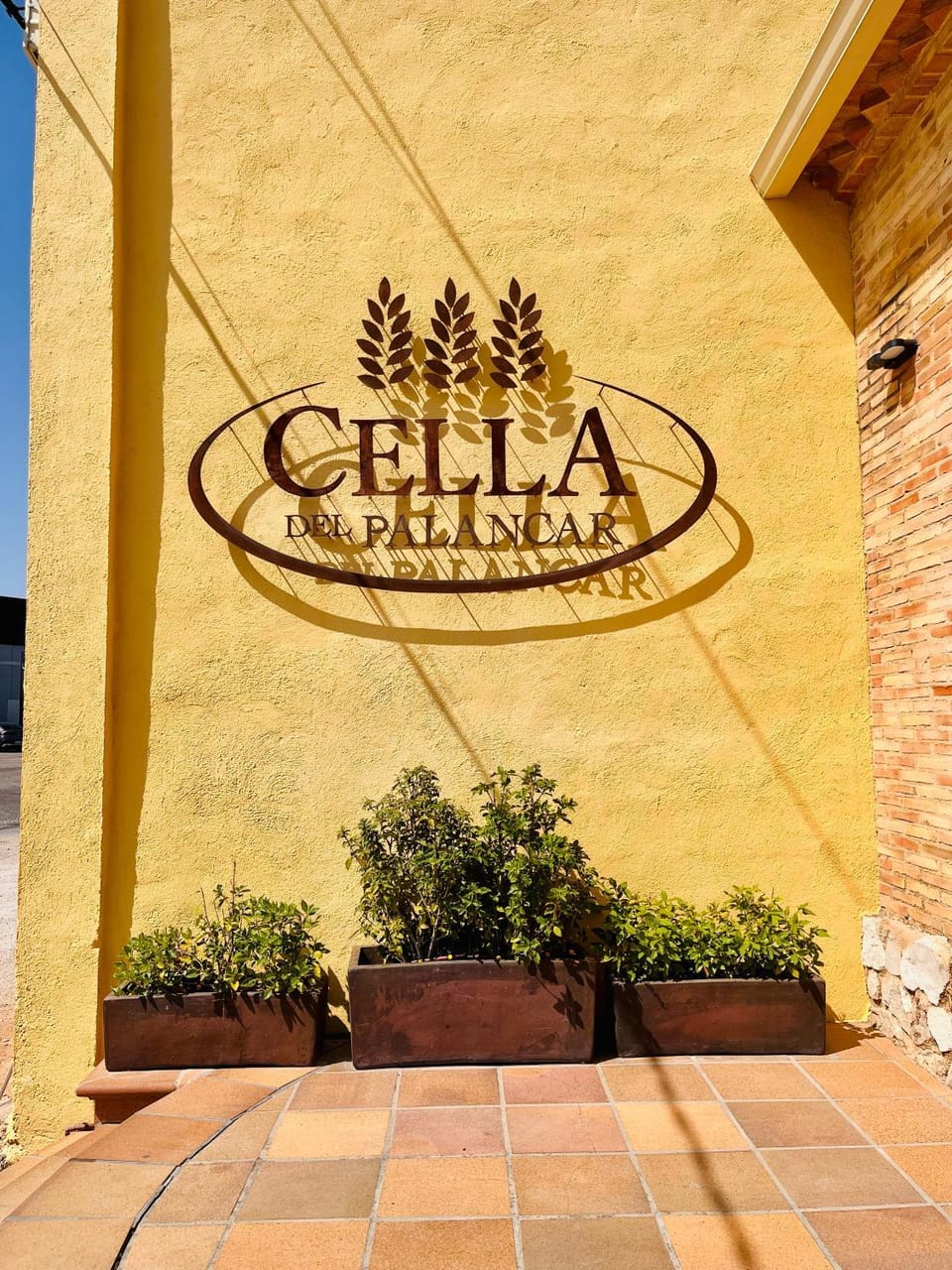 Facade/entrance, Property logo or sign