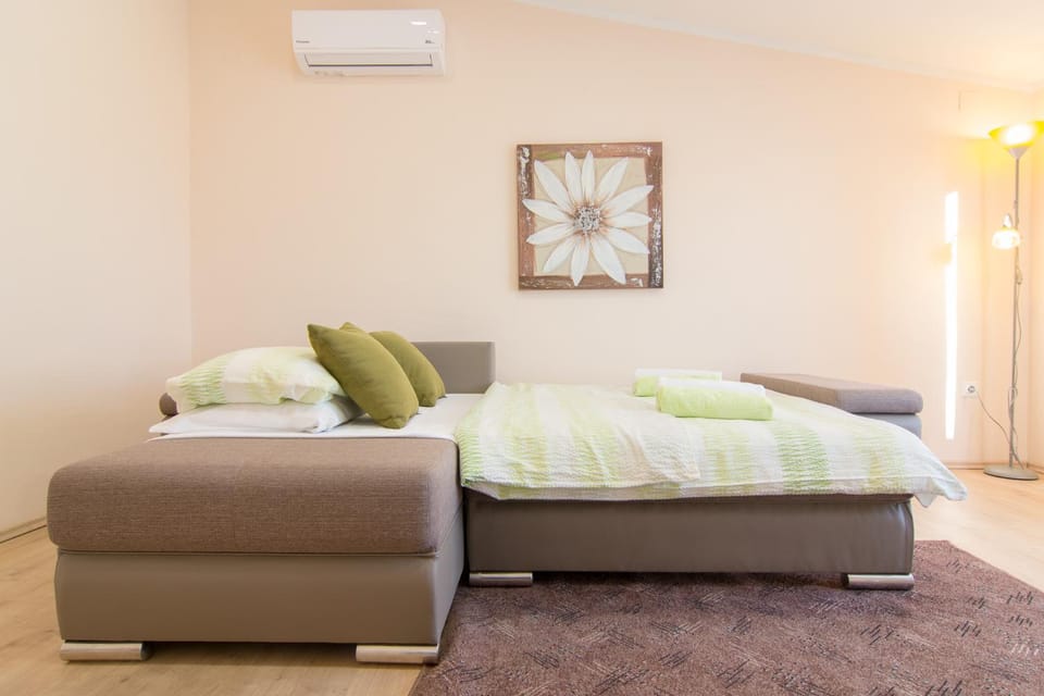 Apartman ELMA Pula Apartment in Pula