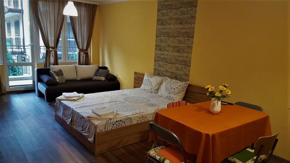 Studio Sunny Apartment in Pomorie