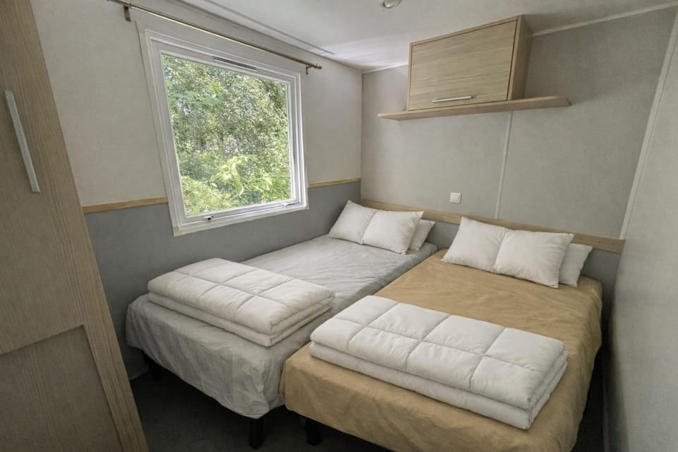 Camping La Sensation Campground/ 
RV Resort in Hauts-de-France