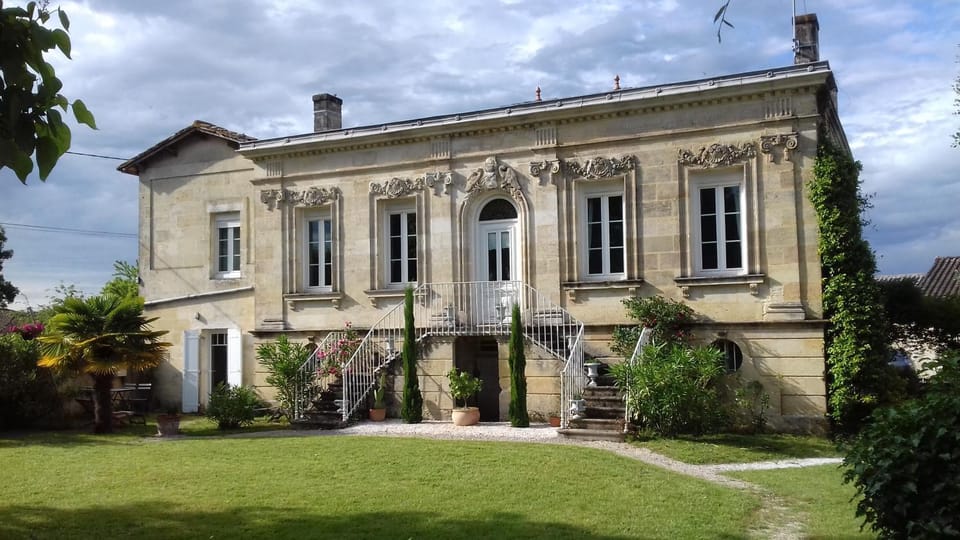 Gite Pré Février House in Nouvelle-Aquitaine