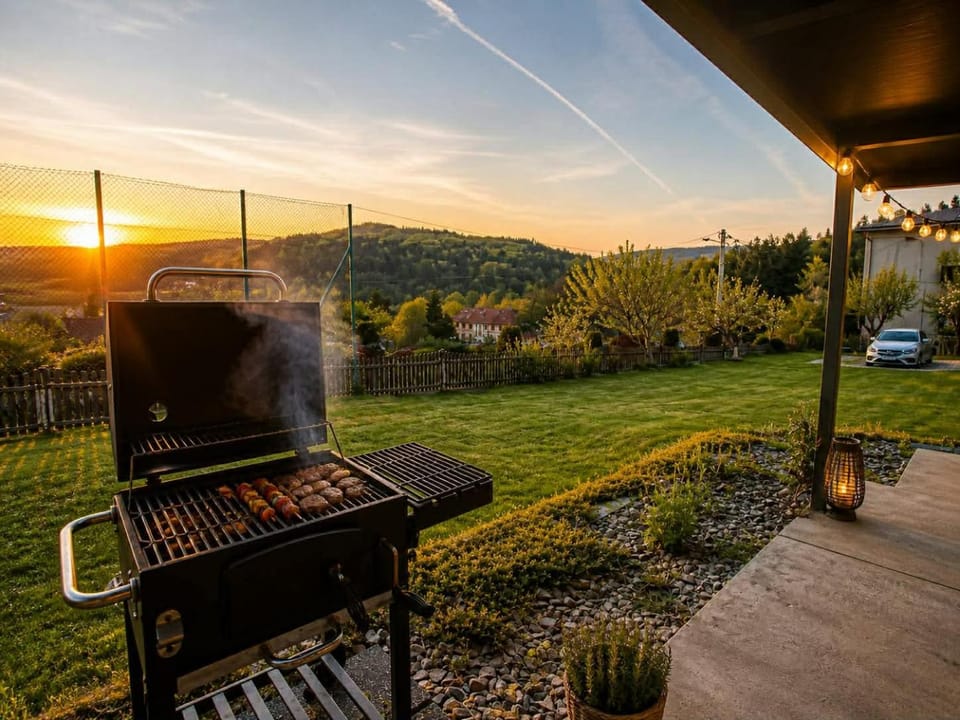 BBQ facilities, Garden view, Mountain view, Sunset