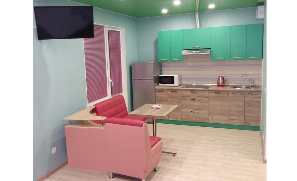 Day, Activities, Summer, Kitchen or kitchenette, Food and drinks, Food and drinks, Decorative detail, Decorative detail, Seating area, Dining area, On site, Area and facilities, Area and facilities
