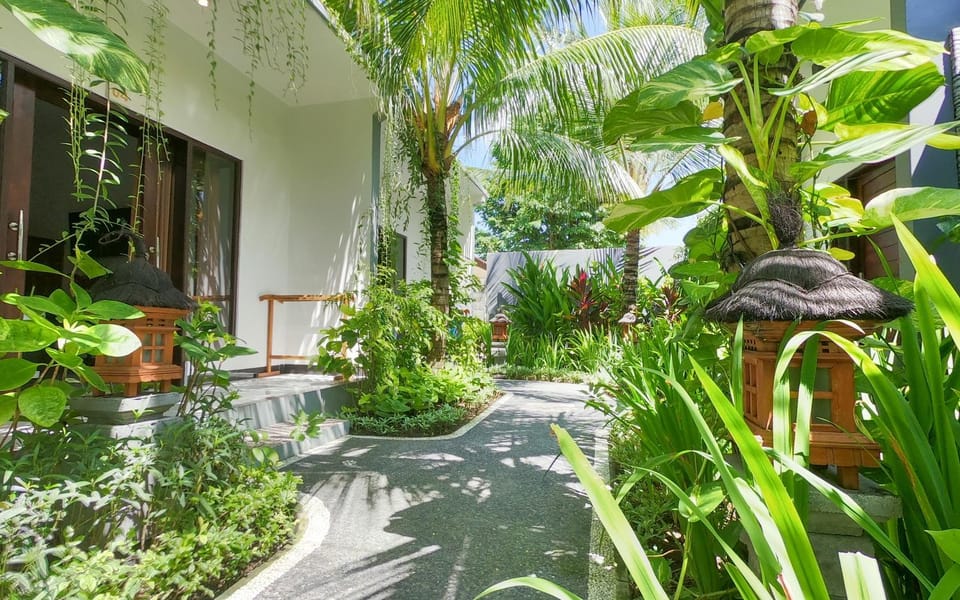 Property building, Balcony/Terrace, Balcony/Terrace, Garden view
