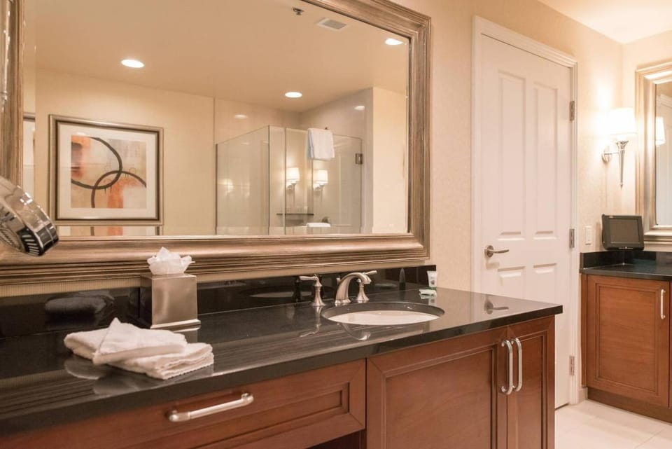 True 1BR Balcony Suite with Strip View at MGM Signature Apartment hotel in Las Vegas Strip