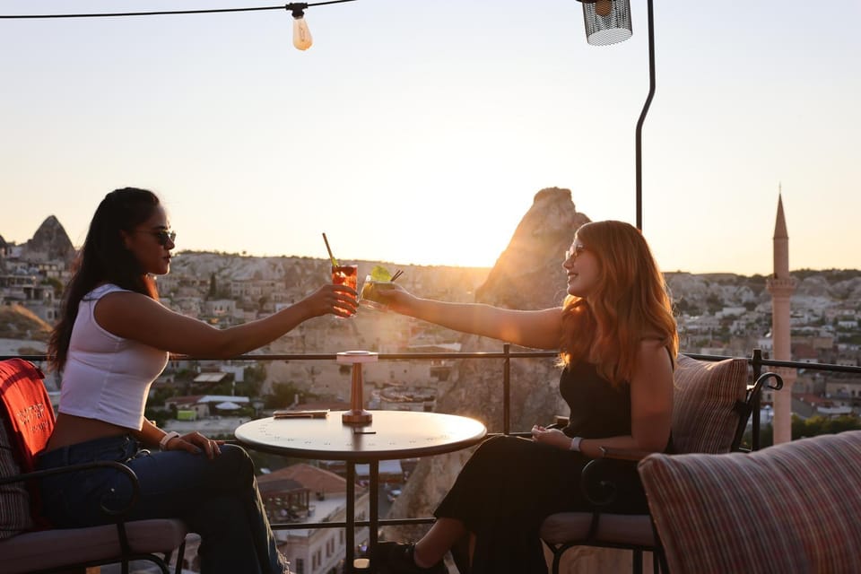 Restaurant/places to eat, People, View (from property/room), Guests, Drinks, Alcoholic drinks, Sunset