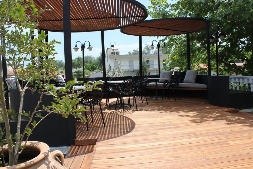 Lounge or bar