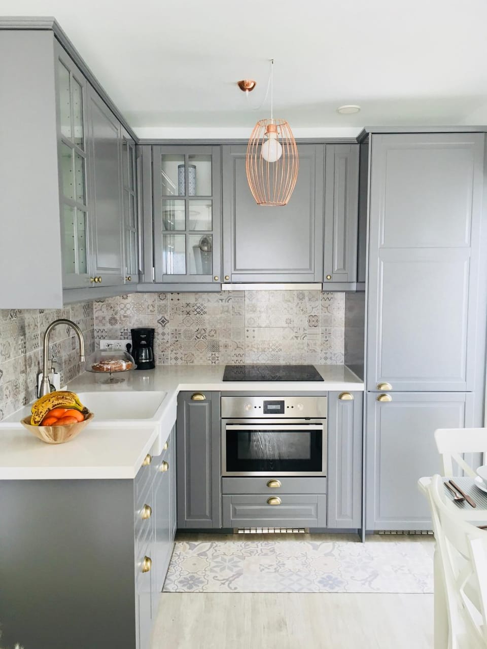 Kitchen or kitchenette, oven, stove
