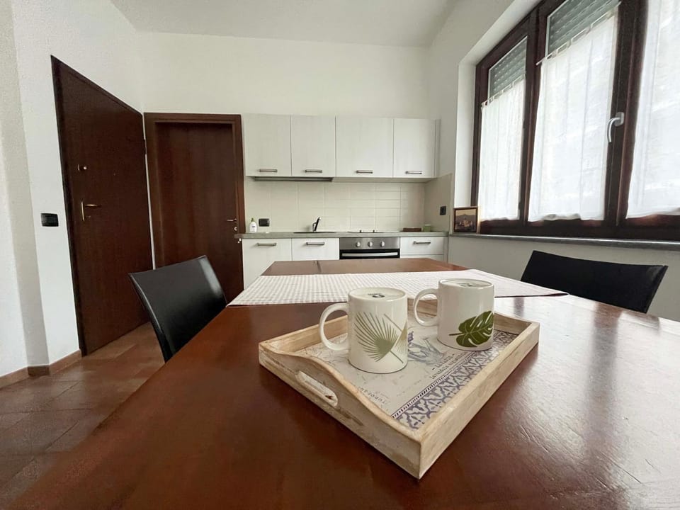 Kitchen or kitchenette, Breakfast, kitchen