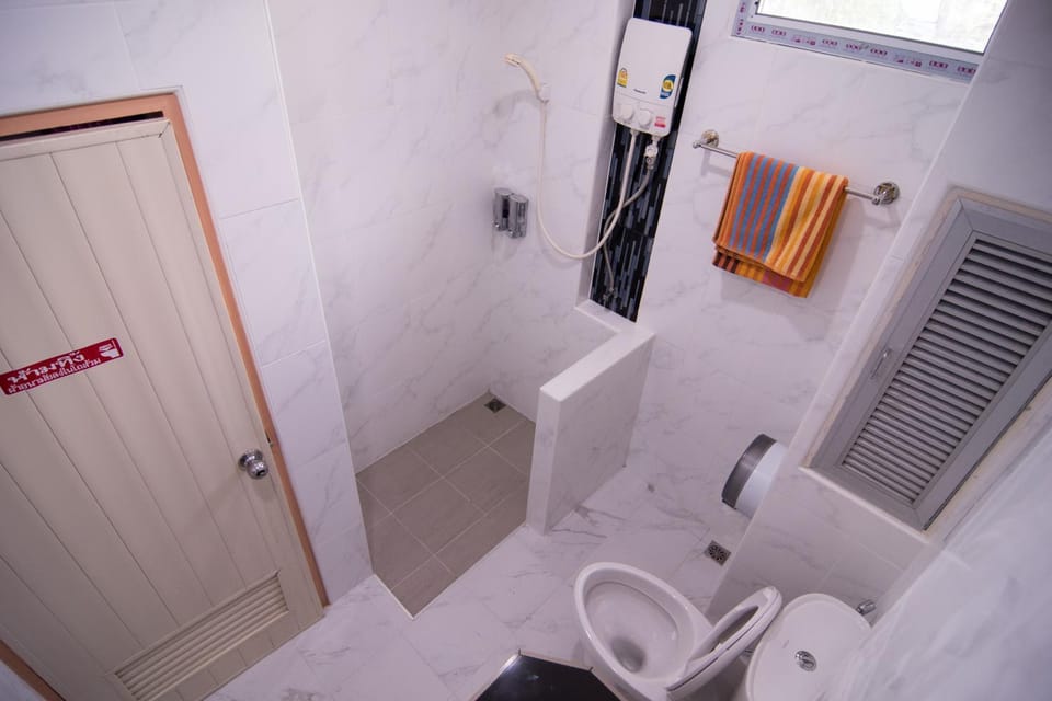 TN Thanyawit Apartment in Laos