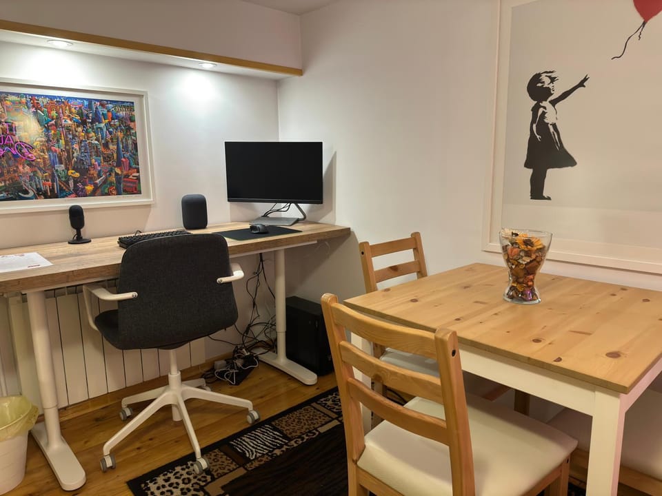 TV and multimedia, Dining area, Evening entertainment, hair dresser