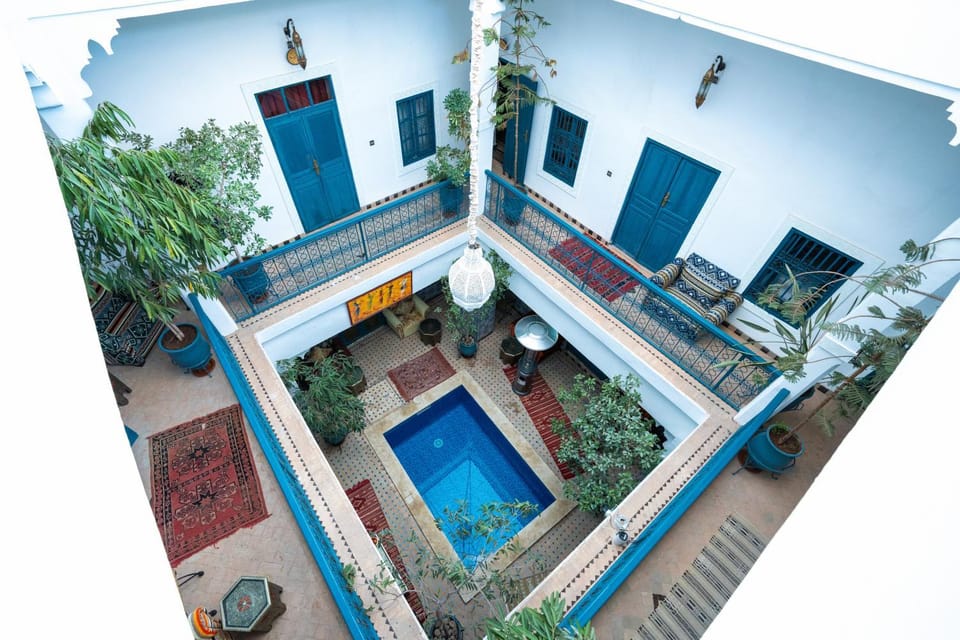 Property building, Patio, Garden, Garden view, Pool view, Swimming pool