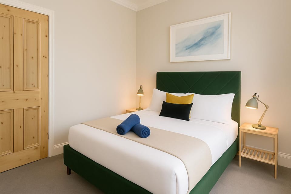 Edwardian City Centre House For Big Groups, Offroad Parking & Hot Tub! Apartment in Cardiff