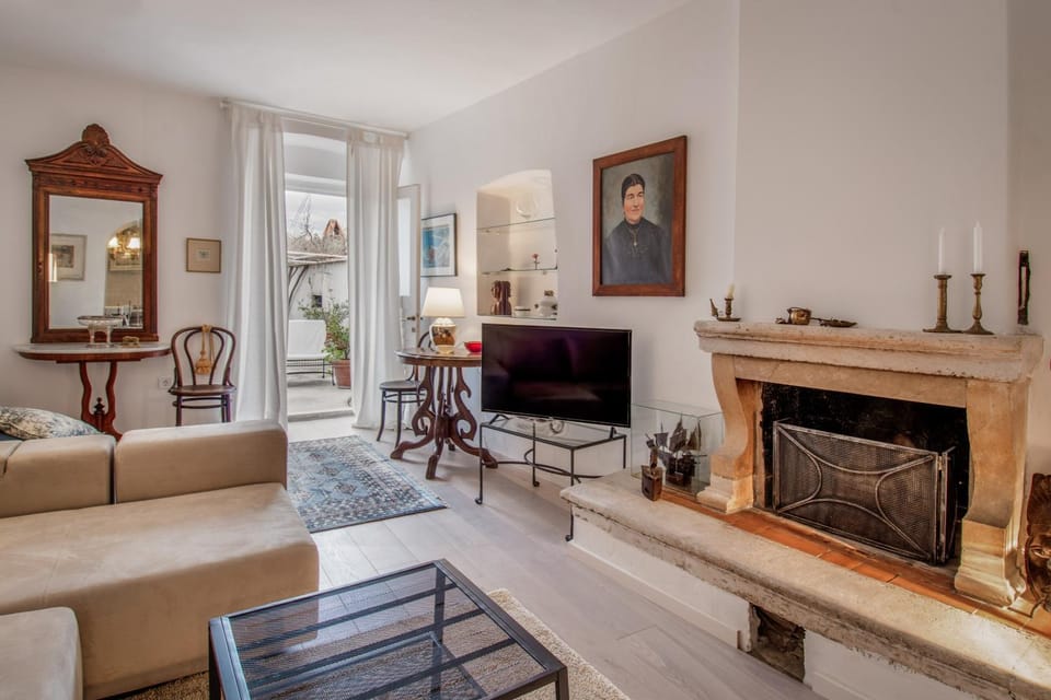 Luxury Apartment In The Old Palace Apartment in Split-Dalmatia County