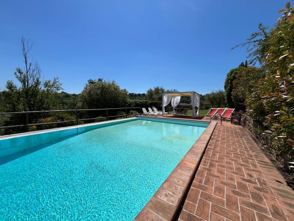 Villa Ledonia House in Tuscany