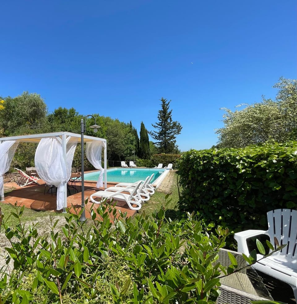 Villa Ledonia House in Tuscany