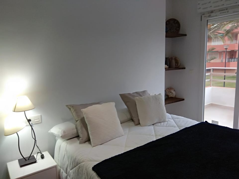Apartamento a 150 metros del Mar, parking y Wifi Apartment in Costa Tropical