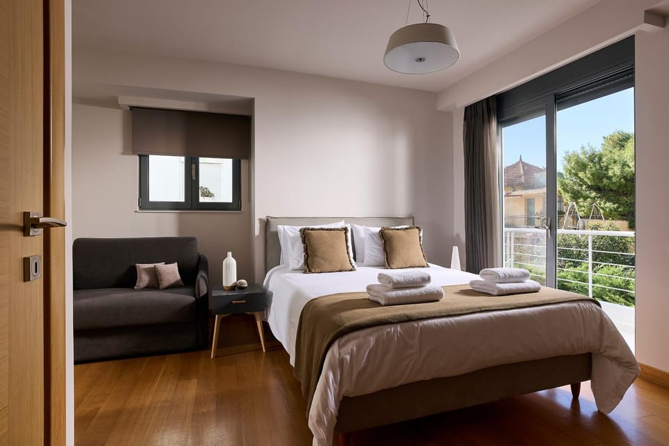 Photo of the whole room, Garden view, Pool view
