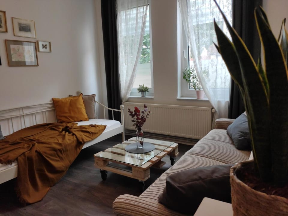 Zentrale 2-Zimmer-Apartment nahe Hannover-Messe & City Küche & Waschmaschine Apartment in Hildesheim