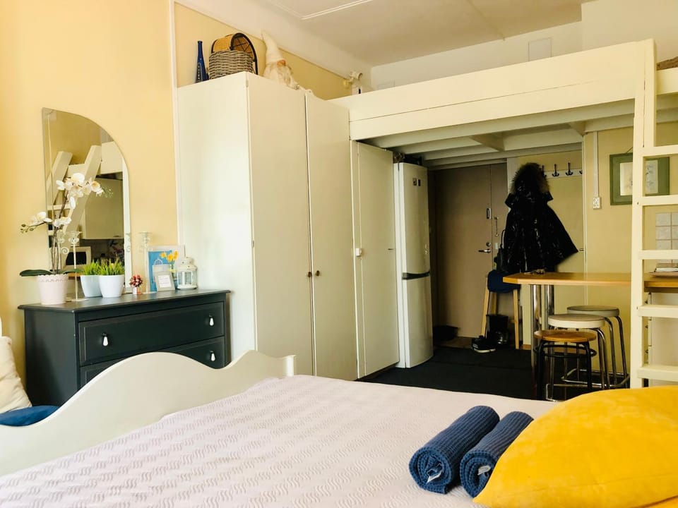 Sharm Sweet Studio City Center Kamppi 49 Kalevankatu Apartment in Helsinki