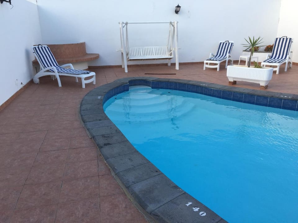 Area and facilities, Swimming pool