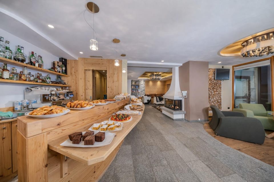 Food, Breakfast, Buffet breakfast