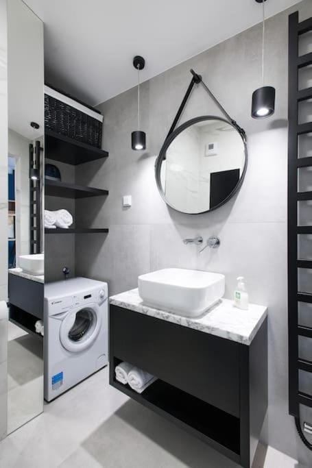 Bathroom, towels, washing machine, dryer