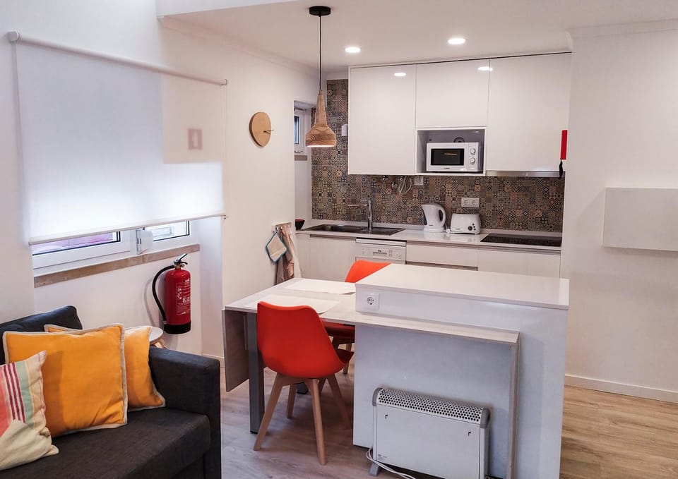 Kitchen or kitchenette, Living room