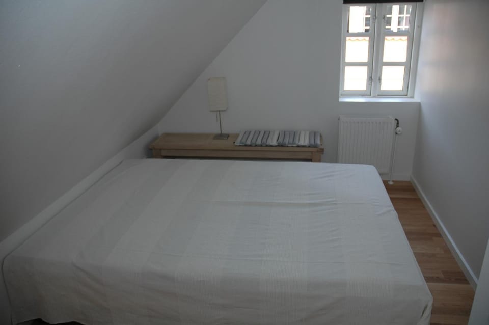 Day, Photo of the whole room