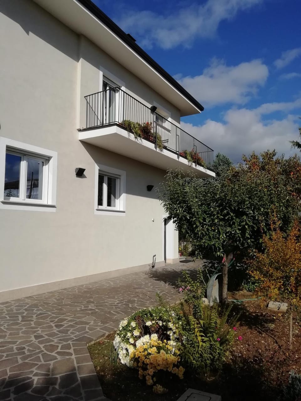 Spring, Day, Garden, View (from property/room), Garden view