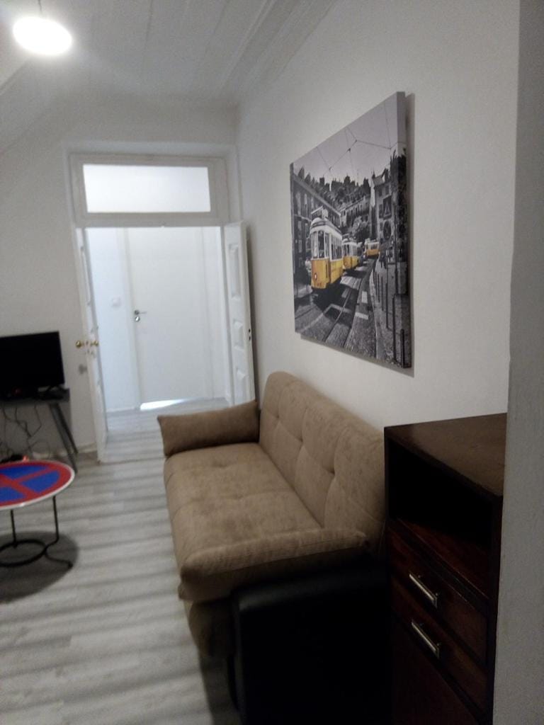 Communal lounge/ TV room, TV and multimedia, Living room, Seating area
