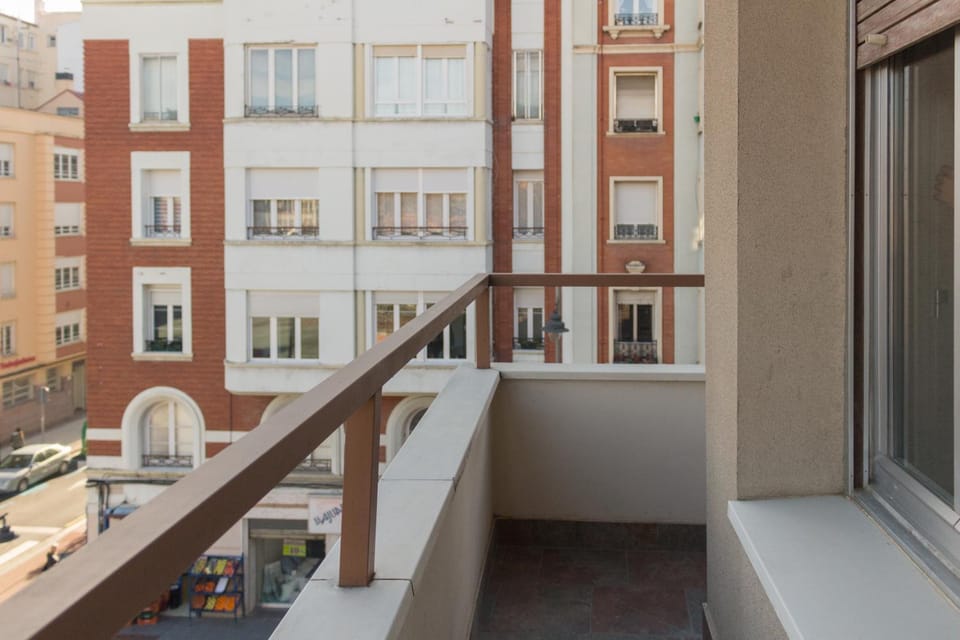 Property building, Balcony/Terrace