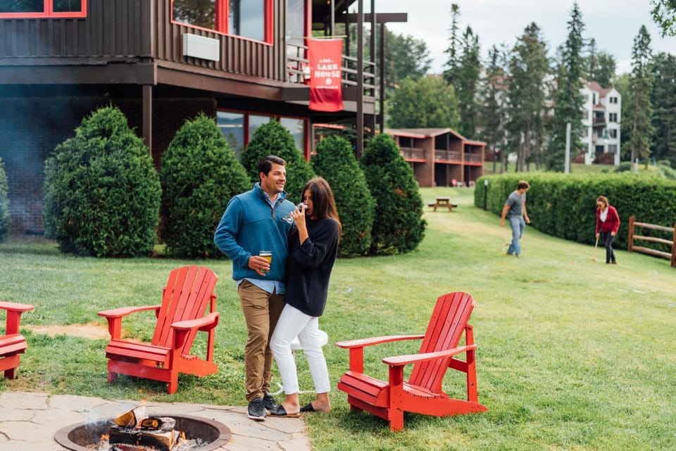Property building, Spring, People, Activities, Summer, Garden, Autumn, On site, Guests, Garden view, Area and facilities, Sports, Entertainment, Alcoholic drinks, group of guests, Family