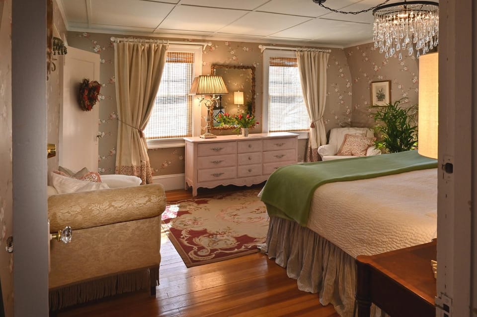 Hilltop House Bed & Breakfast Bed and Breakfast in Amenia