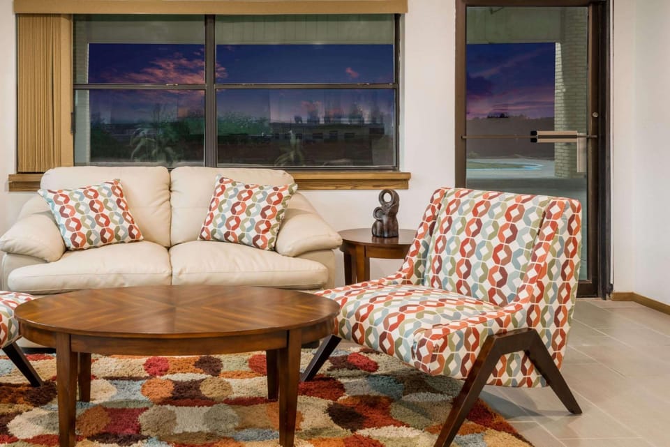 Lobby or reception, On site