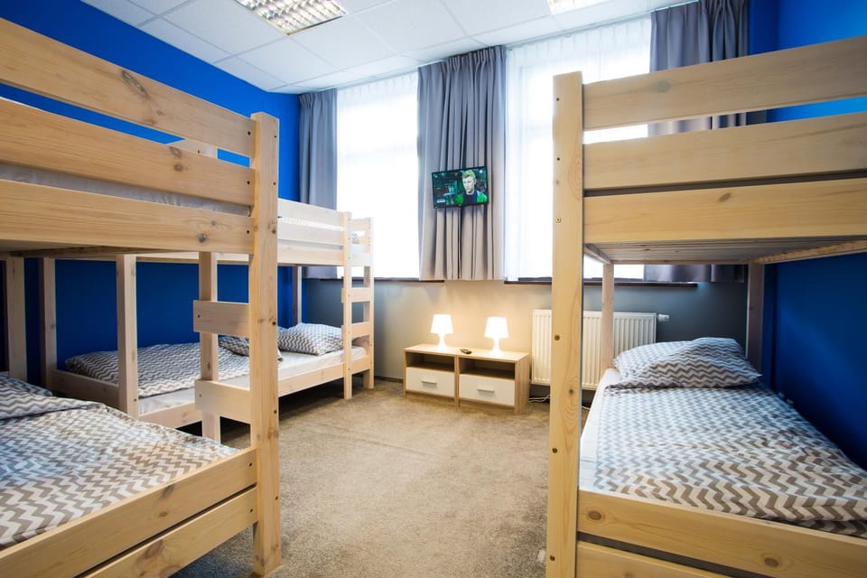 Photo of the whole room, City view, bunk bed