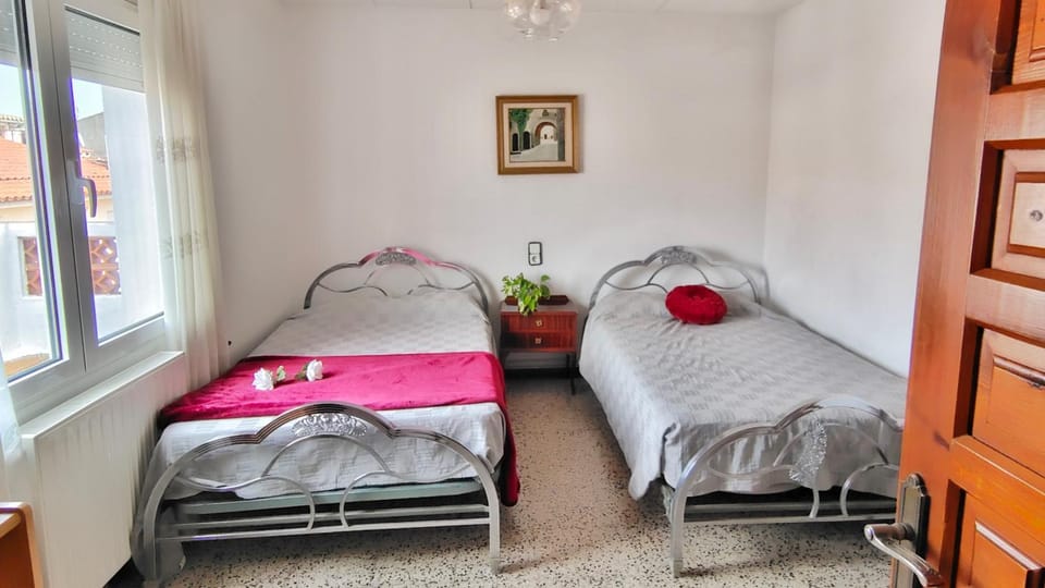 Balcony/Terrace, Bedroom, locker