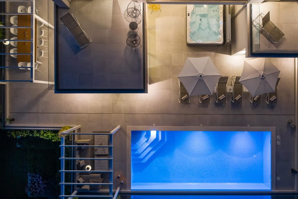 Pool view