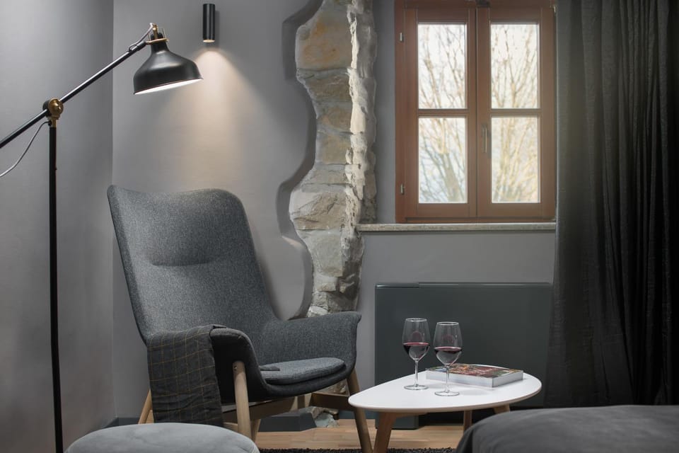 Seating area