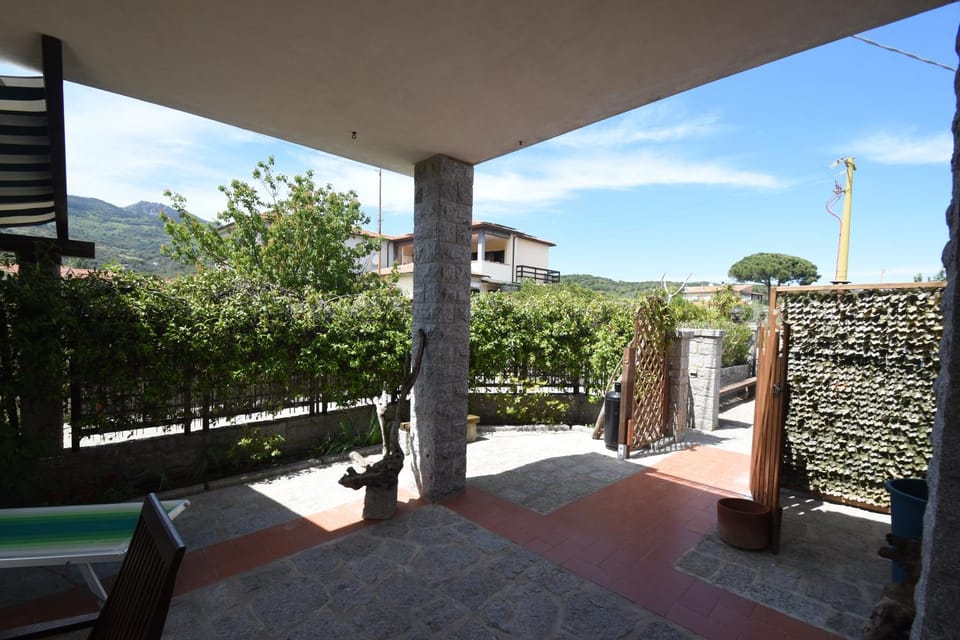 Property building, Patio, Garden