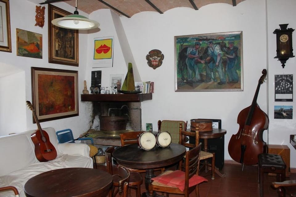 Lounge or bar