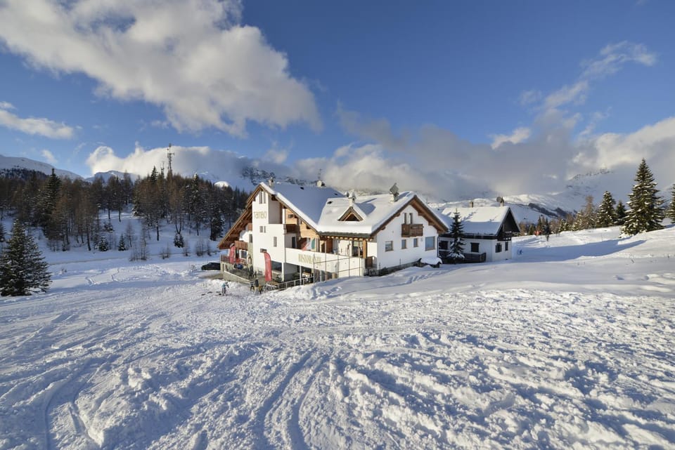 Property building, Winter