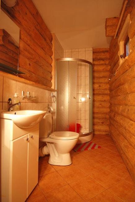 Domy z bali Debina Nature lodge in Pomeranian Voivodeship