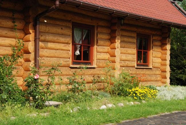 Domy z bali Debina Nature lodge in Pomeranian Voivodeship