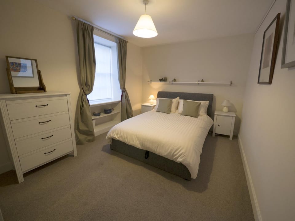 The Gallery Flat, 4 Tannage Brae House in Scotland