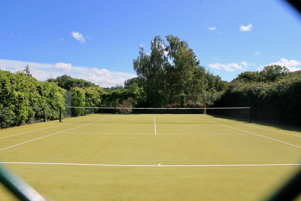 Property building, Day, Activities, Activities, Summer, Garden, View (from property/room), View (from property/room), Other, Other, Other, Tennis court, Tennis court, On site, Garden view, Mountain view, Mountain view, Area and facilities, Area and facilities, Sports, Entertainment, Entertainment